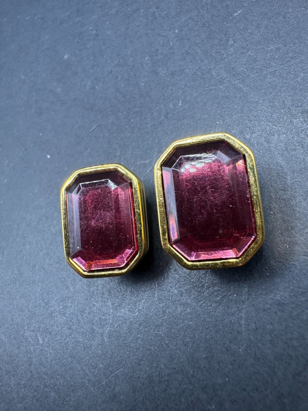 Vintage Joan Rivers Signed Gold Tone & Rose Pink Cabochon Clip On Earrings